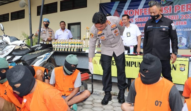  Peras Lalu Tujah Sopir Truk di Pasar Simpang,tiga tersangka, Dua Ditangkap, Satu Ditembak Mati