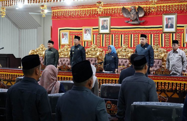 Rapat Paripurna DPRD, Bupati Egi Sampaikan LKPJ Tahun Anggaran 2024