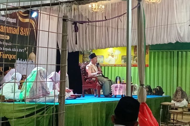 Anggota DPRD Lampung Selatan Dwi Riyanto Hadiri Peringatan Maulid Nabi di Desa Jati Baru  