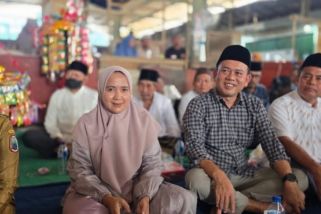 Anggota DPRD Lampung Selatan Agus Sartono Hadiri Peringatan Maulid Nabi Muhammad SAW di Pasar Baru Sidomulyo