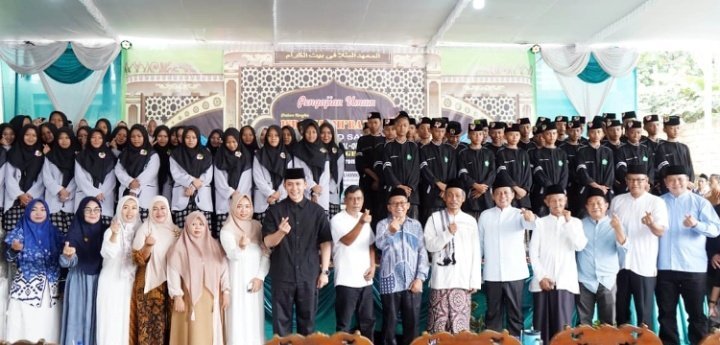 Bupati Egi Hadiri Pengajian Akbar dalam rangka peringatan Isra Mikraj Nabi Muhammad SAW 1447 Hijriah.