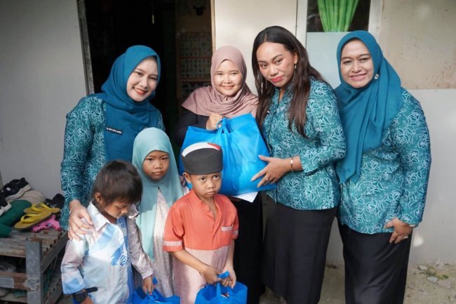 Tangis Ibu Desi Pecah! 3 Anaknya Idap Thalasemia, Zita Anjani Datang Bawa Harapan