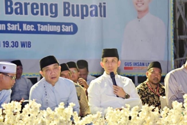 Apresiasi Pecinta Al-Qur’an, Bupati Egi Beri Hadiah Umrah untuk Dua Jemaah di Shobat Tanjung Sari