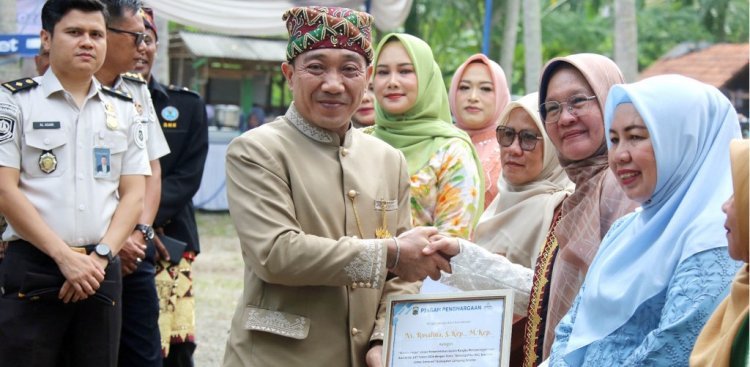 Dari UMKM hingga Jurnalis, 13 Wanita Helau Lampung Selatan Diganjar Penghargaan di Hari Kartini 2026