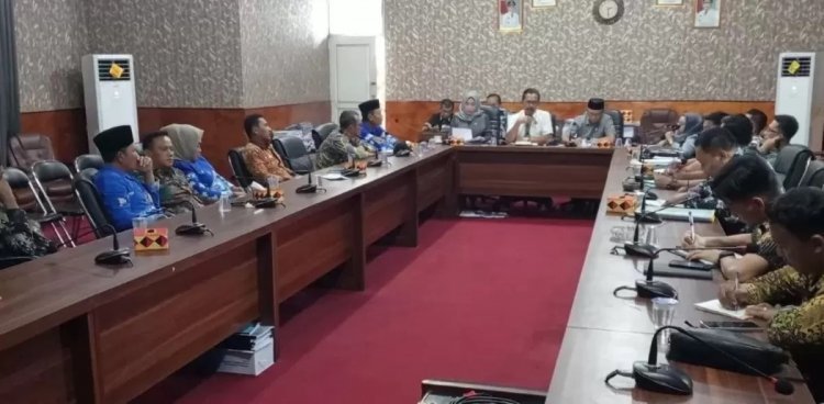 Wacana Perpindahan 9 Desa di Jatiagung di Bedah dalam RPD Komisi I DPRD Lampung Selatan